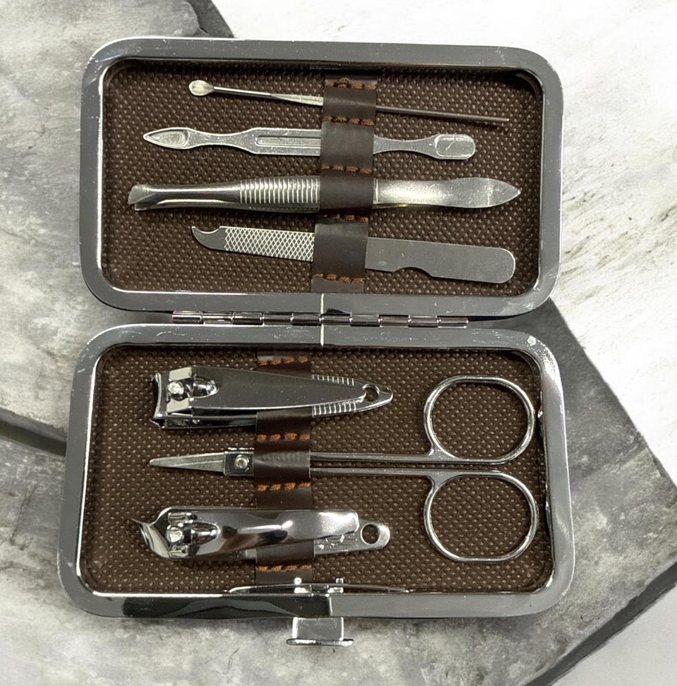 SET MANICURE